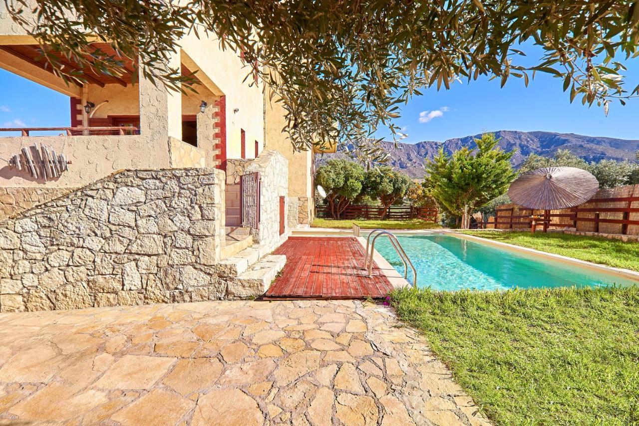 Villa Evenos Of 3 Bedrooms - Irida Country House Of 2 Bedrooms With Private Pools Elafonisi Exterior foto
